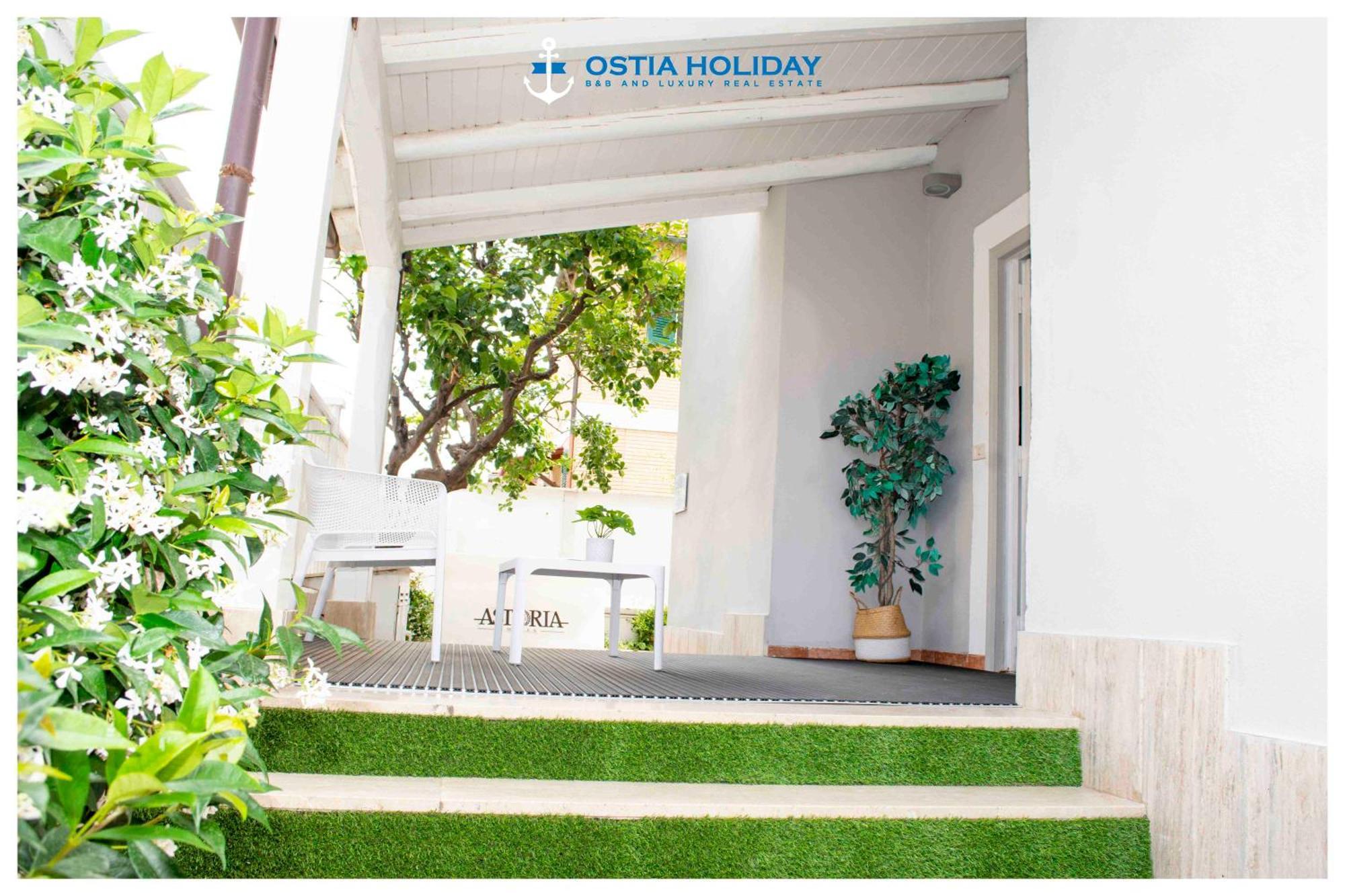 Ostia Holiday Greed Palace Kültér fotó